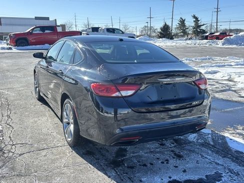 Used 2015 Chrysler 200 S w/ Comfort Group image 7