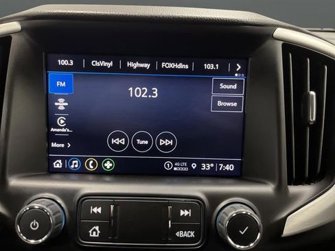 Used 2023 GMC Terrain SLT image 18