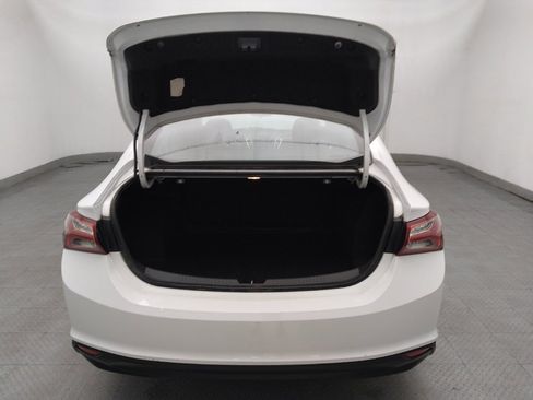 Used 2021 Chevrolet Malibu LT FWD image 29