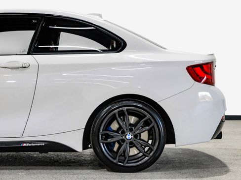 Used 2016 BMW M235i xDrive Coupe image 15