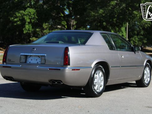 Used 1996 Cadillac Eldorado image 10