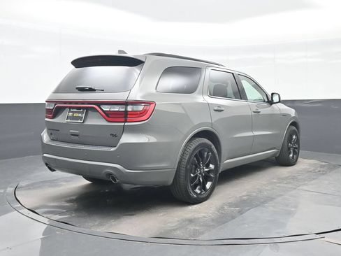 Used 2021 Dodge Durango R/T w/ Blacktop Package AWD/4WD image 6