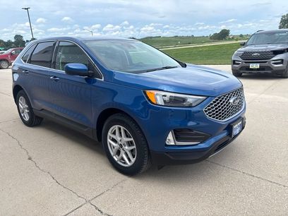 Used 2024 Ford Edge SEL w/ Convenience Package