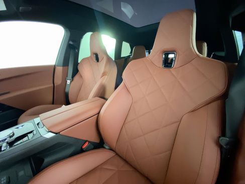New 2026 BMW iX M70 image 22