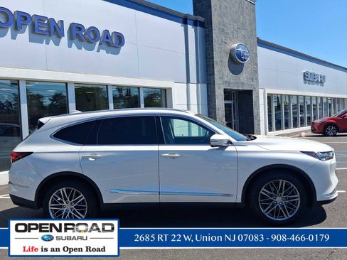Used 2024 Acura MDX SH-AWD w/ Advance Package image 5
