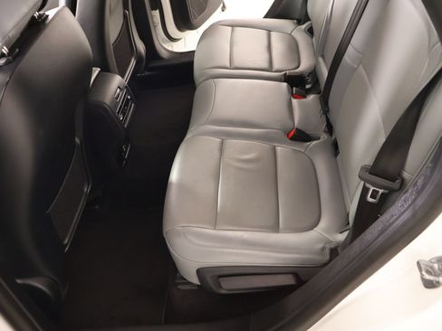 Used 2022 Lincoln Corsair FWD w/ Premium Package image 12