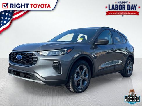 Used 2025 Ford Escape ST-Line FWD image 1