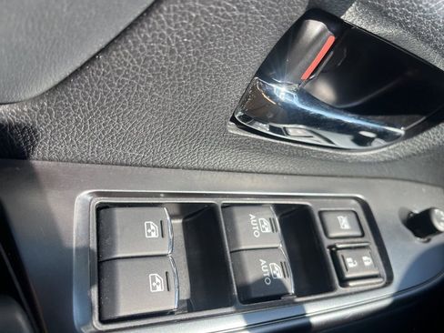 Used 2020 Subaru WRX Premium w/ Performance Package image 21