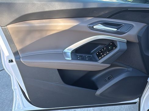 New 2025 Audi Q5 Premium image 11