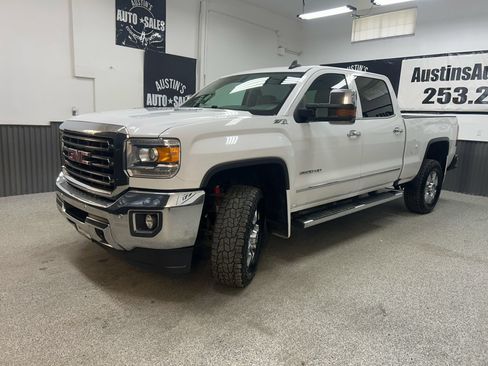 Used 2016 GMC Sierra 3500 SLT w/ Duramax Plus Package AWD/4WD image 3