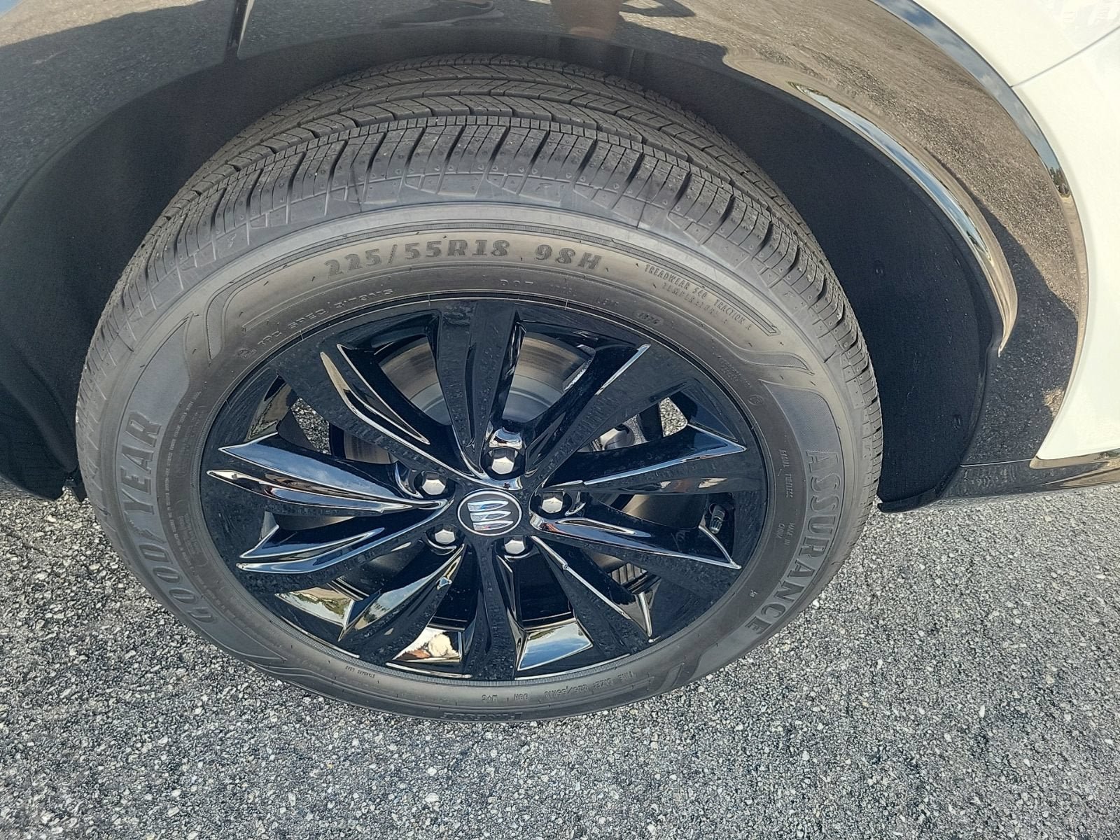 New 2026 Buick Envista Sport Touring w/ Convenience I Package FWD image 8
