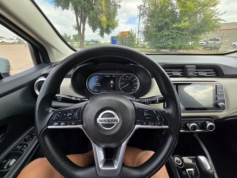 Used 2020 Nissan Versa SV image 18