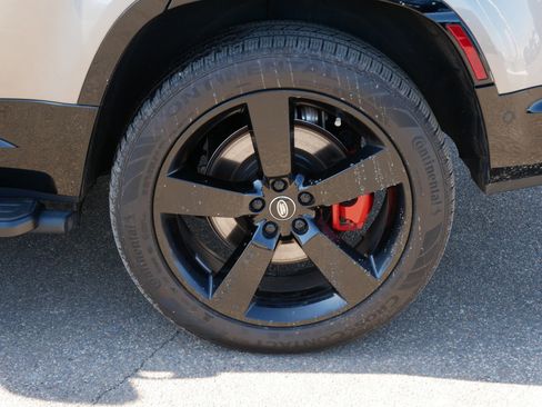 Used 2024 Land Rover Defender 130 X image 15