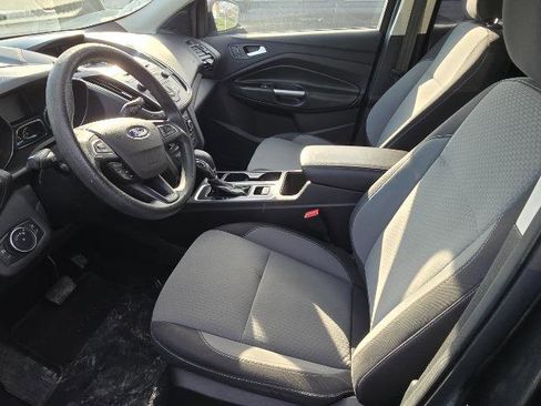 Used 2018 Ford Escape SE image 15
