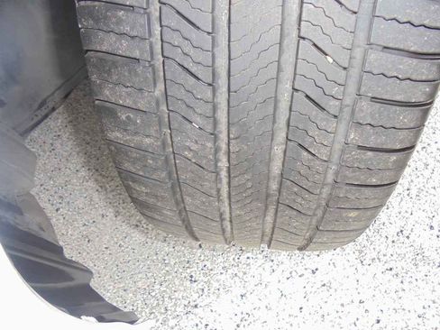 Used 2022 Toyota Camry SE image 5