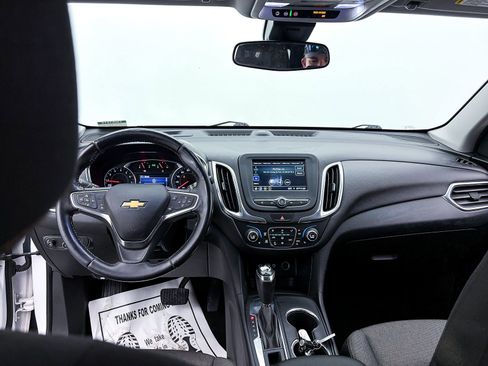Used 2019 Chevrolet Equinox LT w/ Driver Convenience Package image 23