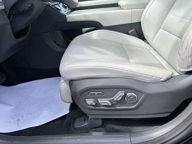Used 2024 Hyundai Santa Fe Calligraphy AWD/4WD image 16