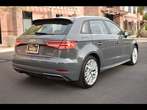 Used 2018 Audi A3 e-tron Premium Plus w/ Technology Package FWD image 6
