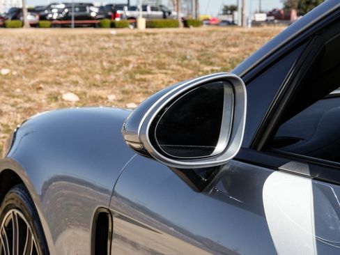 Used 2018 Porsche Panamera 4 image 37