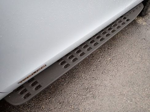 Used 2025 Ford Expedition Tremor image 13