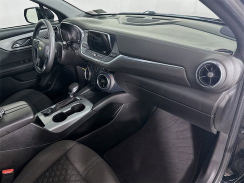 Used 2022 Chevrolet Blazer LT image 31