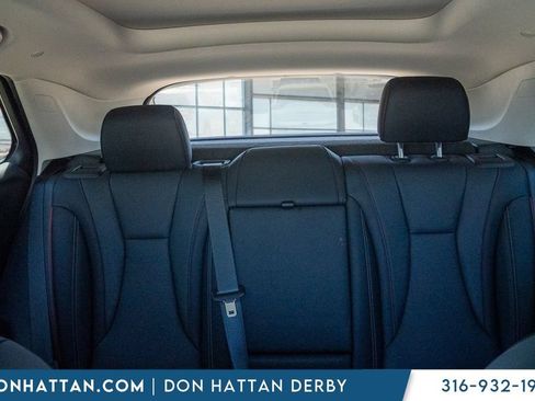 Used 2023 Buick Envision Essence w/ Sport Touring Package AWD/4WD image 21