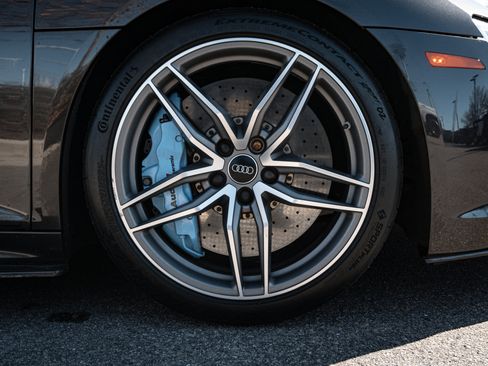 Used 2017 Audi R8 V10 plus image 16