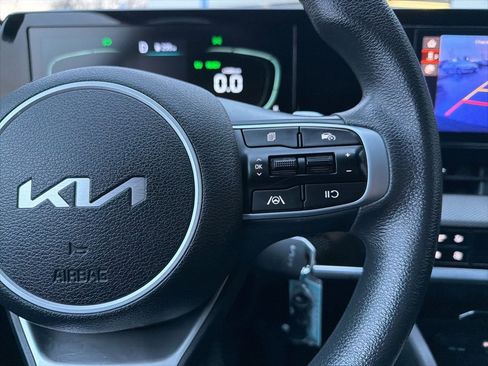 Certified 2023 Kia Sportage LX image 37