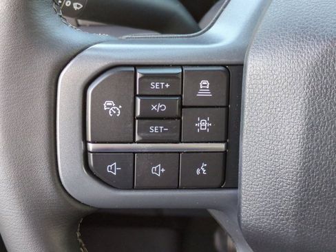 Used 2025 Ford F150 XLT w/ Equipment Group 302A MID image 25