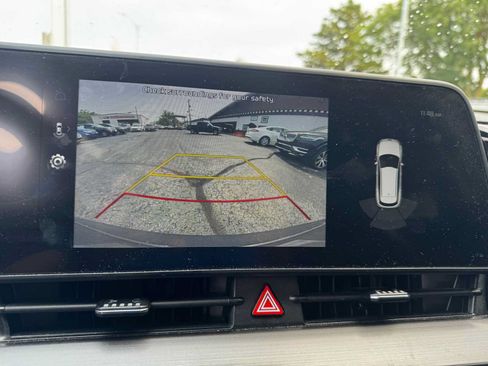 Used 2023 Kia Sportage EX FWD image 23