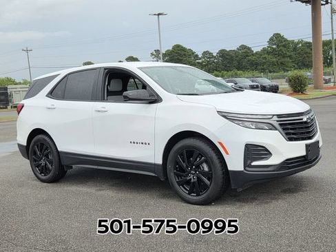 Used 2024 Chevrolet Equinox LS w/ LS Convenience Package FWD image 4