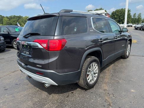 Used 2017 GMC Acadia SLE AWD/4WD image 5