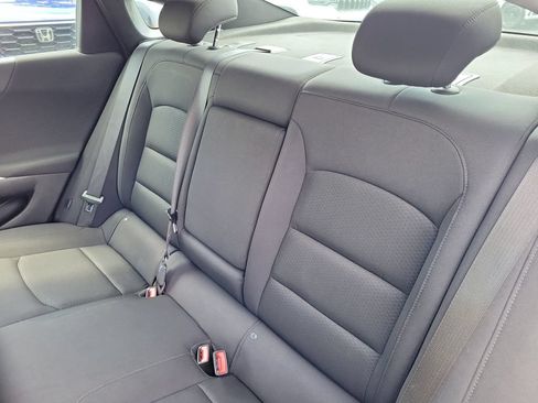 Used 2024 Chevrolet Malibu LT FWD image 12