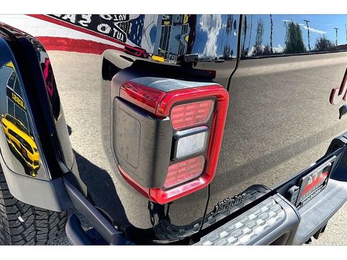 Used 2020 Jeep Gladiator Rubicon AWD/4WD image 34