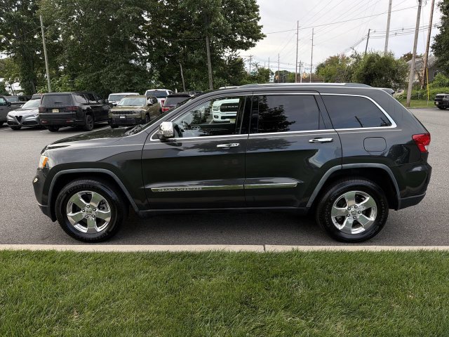Used 2011 Jeep Grand Cherokee Limited AWD/4WD image 5