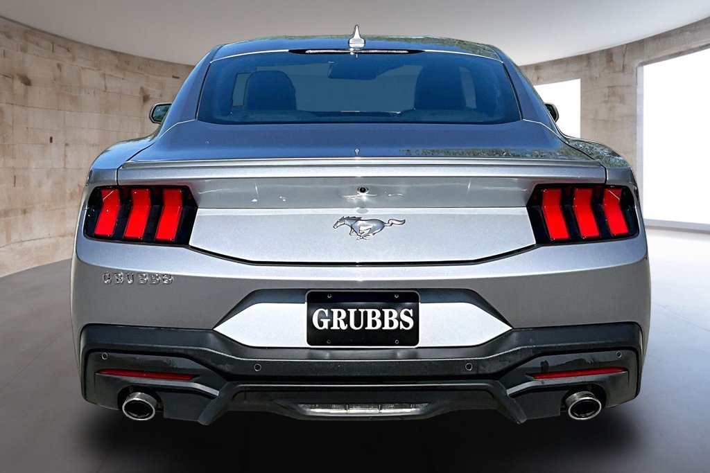 Used 2024 Ford Mustang Premium RWD image 5