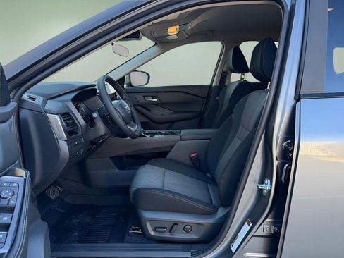 New 2026 Nissan Rogue SV image 18