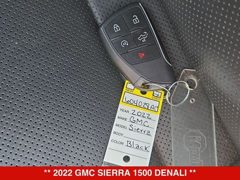 Used 2022 GMC Sierra 1500 Denali AWD/4WD image 36
