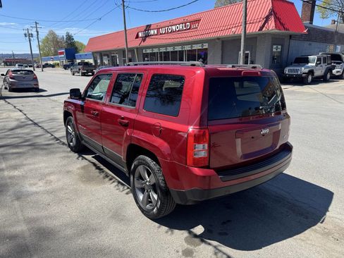 Used 2015 Jeep Patriot High Altitude FWD image 5