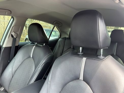 Used 2021 Toyota Camry XSE w/ Cold Weather Package FWD image 14