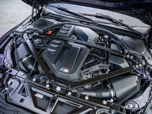 Used 2025 BMW M4 Competition w/ Executive Package RWD image 30