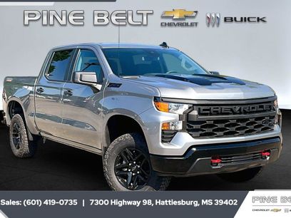 New 2026 Chevrolet Silverado 1500 Custom Trail Boss w/ LPO, Dark Essentials Package