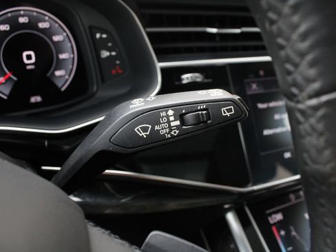 Used 2021 Audi Q7 2.0T Premium Plus w/ Premium Plus Package AWD/4WD image 15