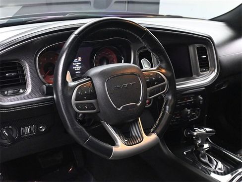 Used 2022 Dodge Charger SRT Hellcat w/ Harman/Kardon Audio Group image 25