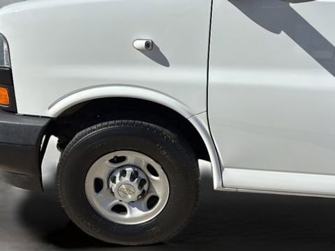 Used 2023 Chevrolet Express 3500 Work Van w/ Power Convenience Package image 32