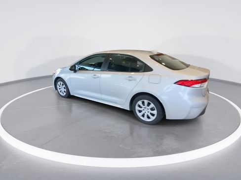 Used 2024 Toyota Corolla LE FWD image 6