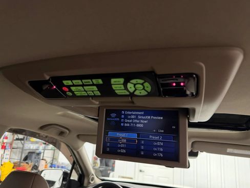 Used 2016 Honda Pilot Touring image 23