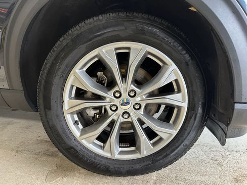 Used 2022 Ford Explorer XLT w/ Equipment Group 202A image 46