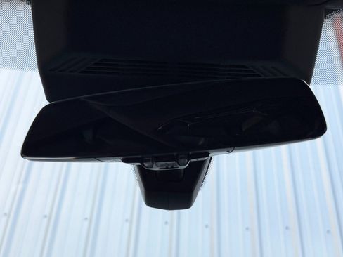 Used 2023 BMW i7 xDrive60 image 39