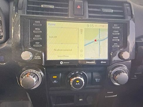 Used 2020 Toyota 4Runner Venture w/ Moonroof Package AWD/4WD image 11